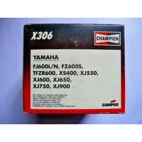 Filtru ulei Champion X306...